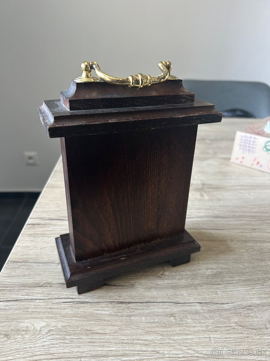 Predam starodavne hodiny - 2