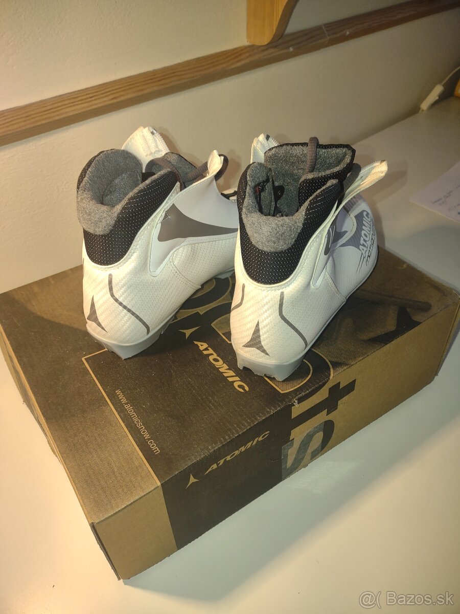 Topánky Atomic 37 - 2
