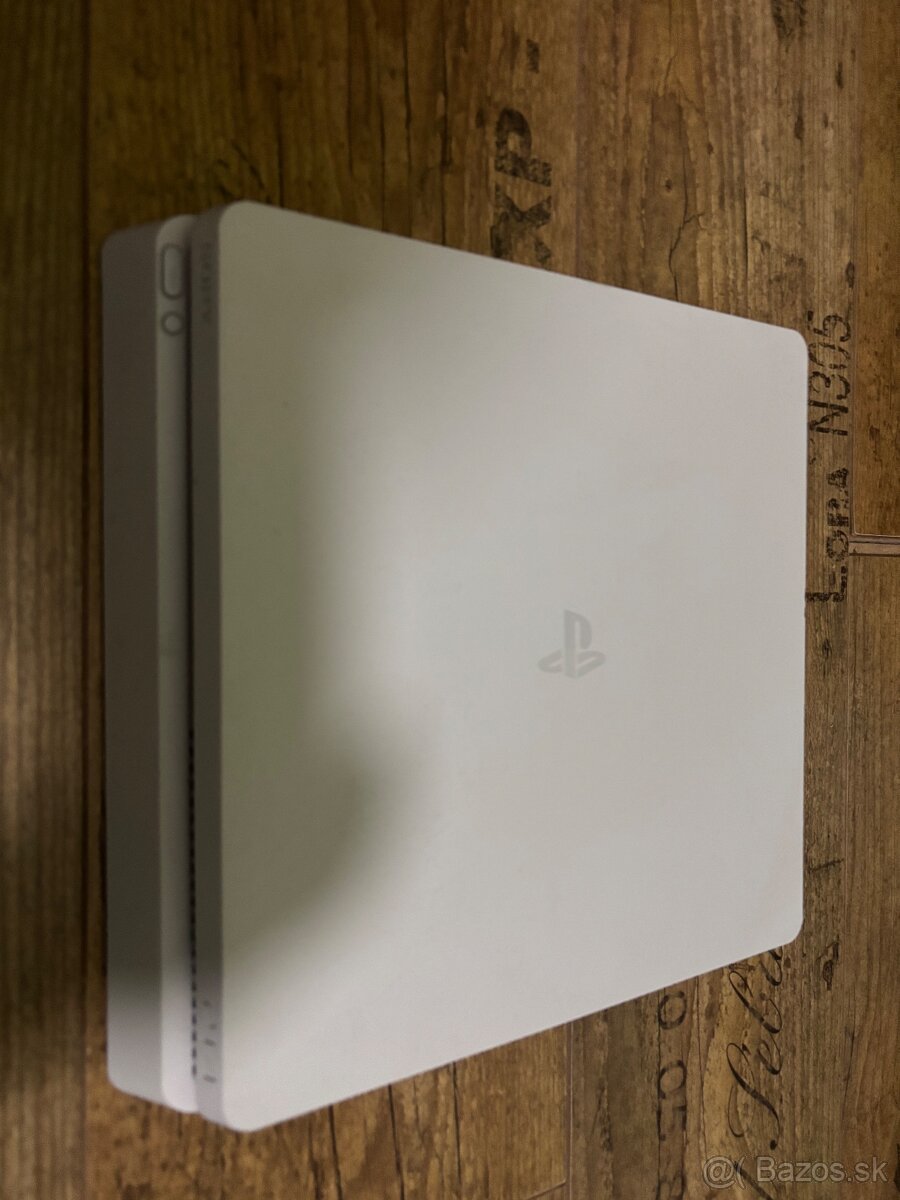PlayStation 4 slim white - 2