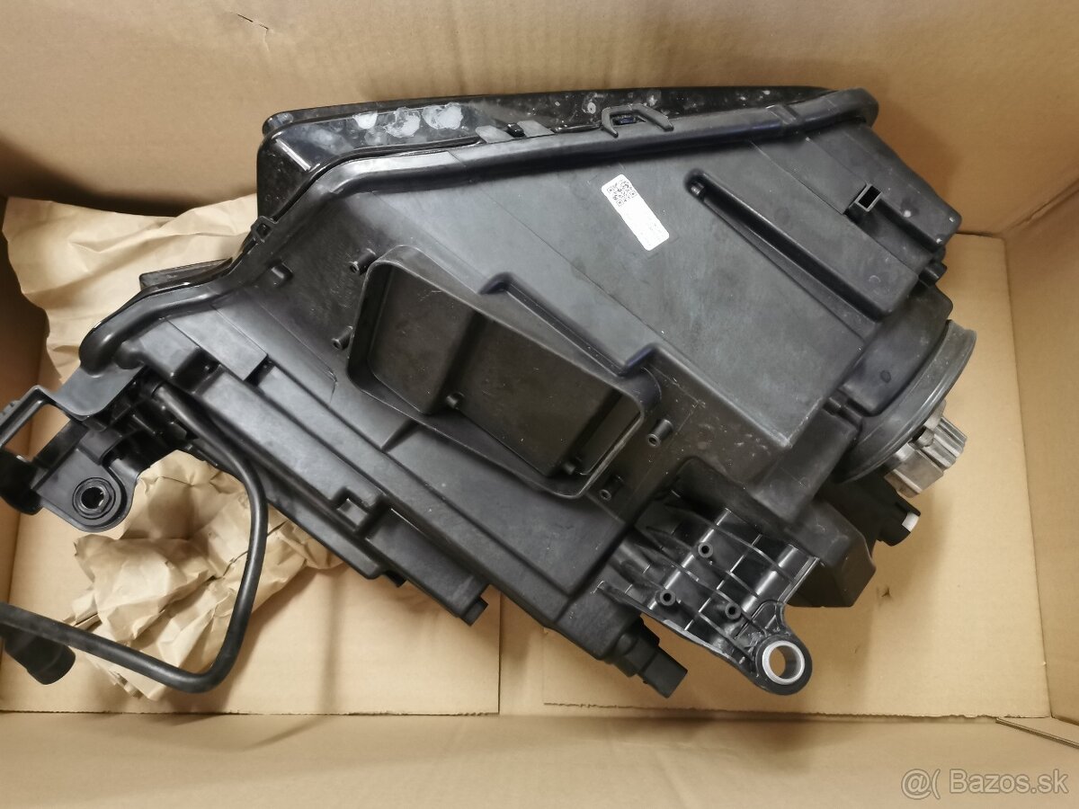 KAROQ LIFT LP LED 009 - 2