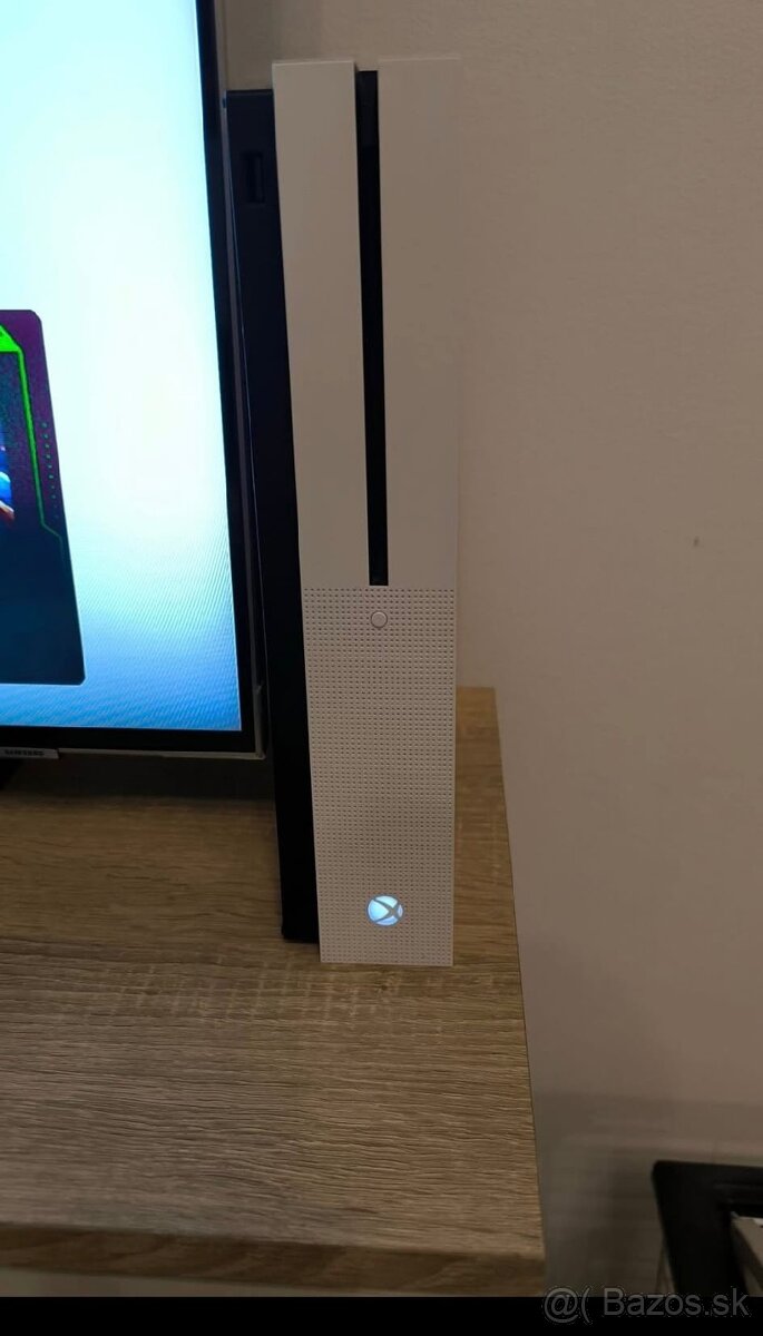 Xbox one s 1 Tb - 2