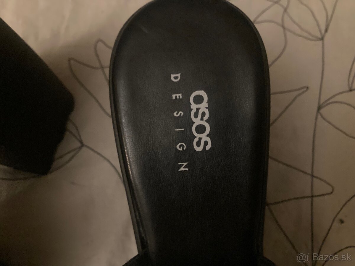 Šlapky / Sandále na podpädkoch - 2