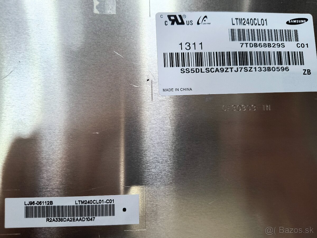 LCD display Samsung LTM240CL01 - 2