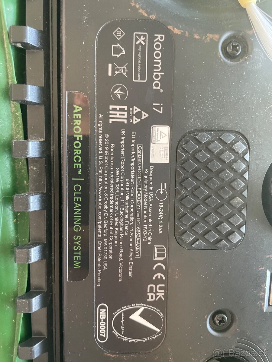 Predám robotický vysávač Roomba i7 - 2