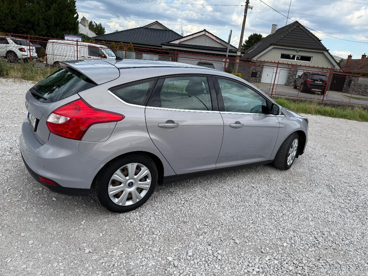 Úsporný Ford Focus 1.6 TDCi r.v. 2013 v dobrom stave, s DPH - 2