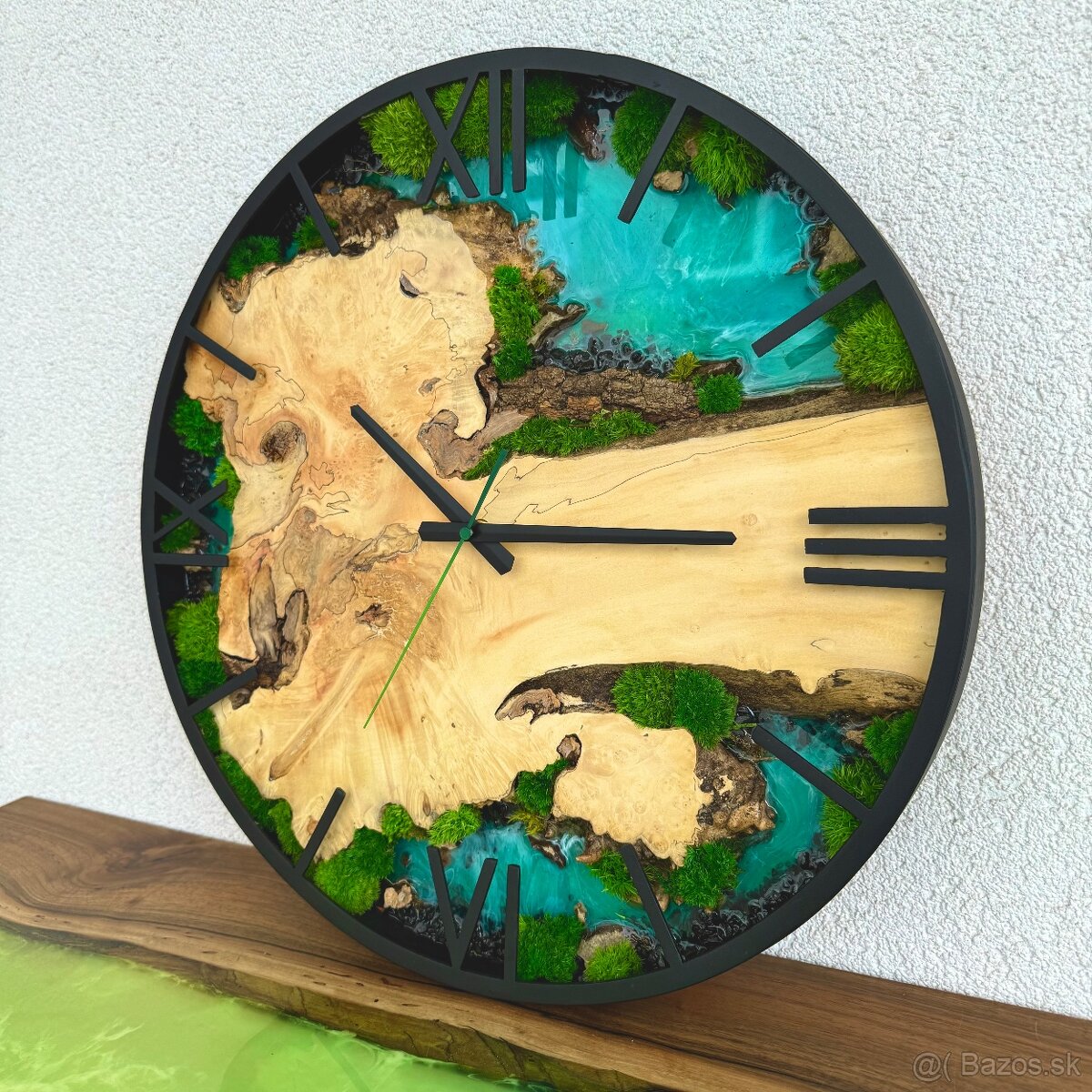 Machove hodiny s drevom a epoxidom priemer 50cm - 2