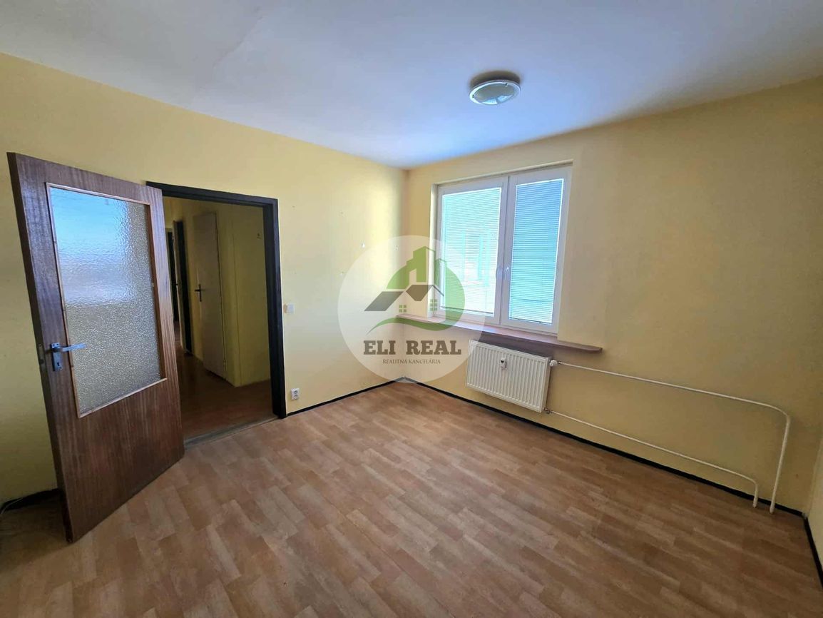 Na predaj 3-izbový byt, Trebišov, Berehovská ulica - 2