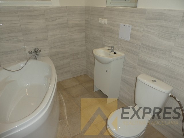 RK EXPRES - predaj 2 izbový byt v Handlovej, ul. Údernícka - 2