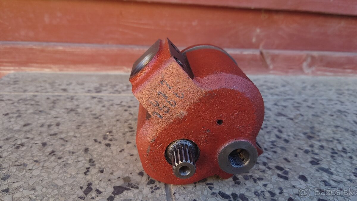 Čerpadlo hydrauliky Zetor - 2