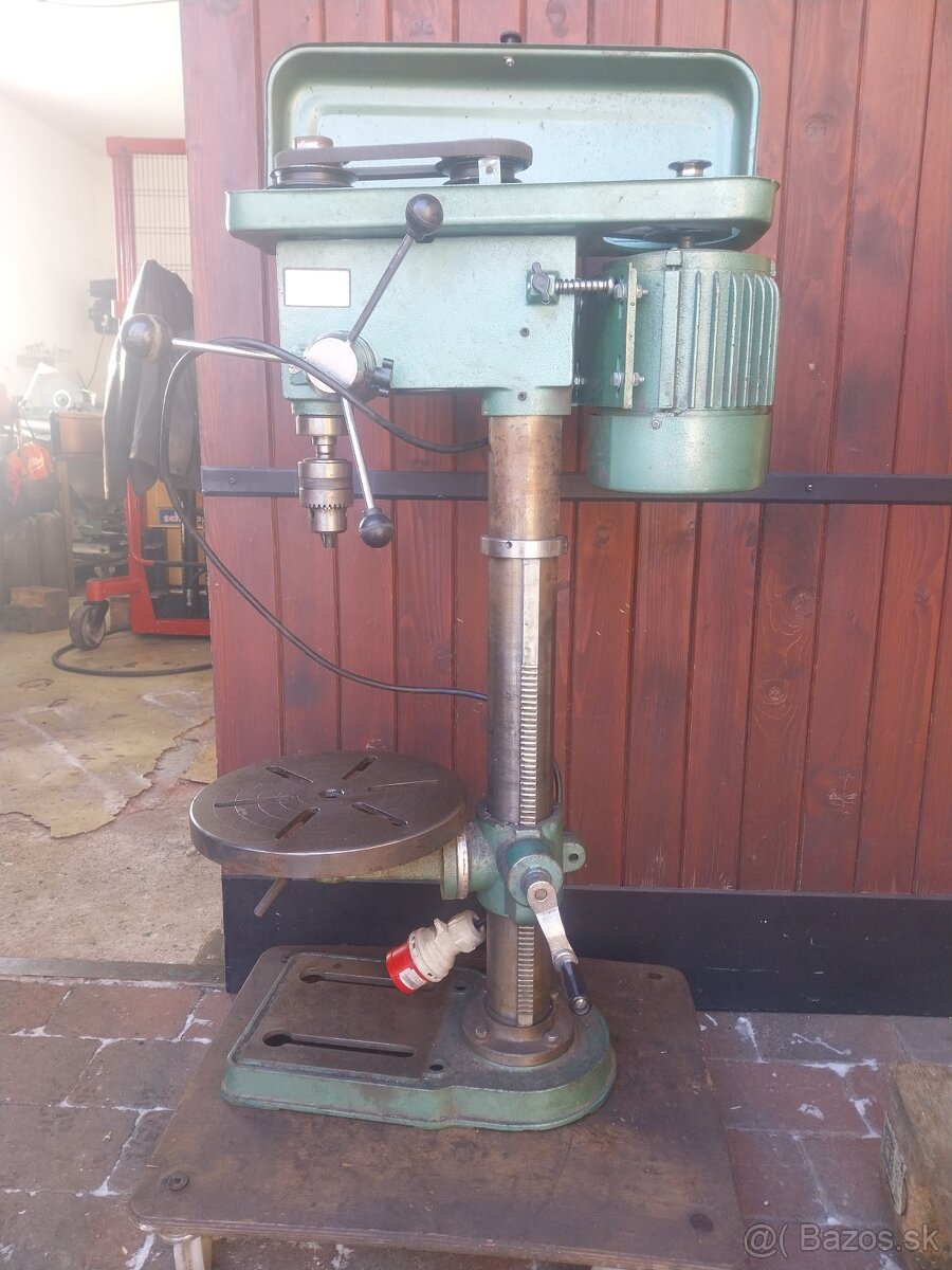 Stojanova vŕtačka 1 - 2