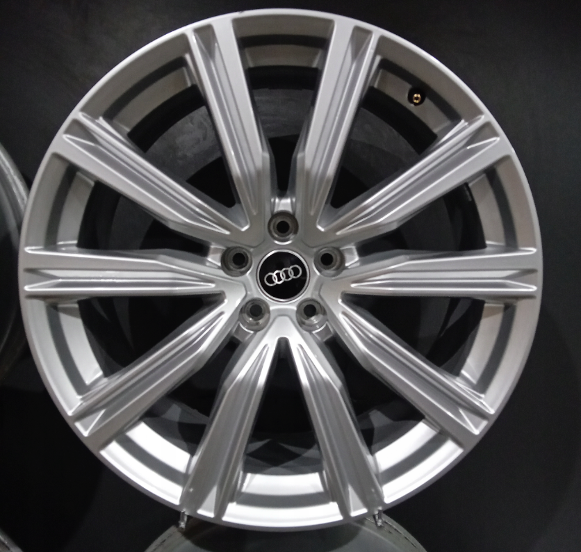 Originál Audi Q7 SQ7 Q8 SQ8 R20 - 2