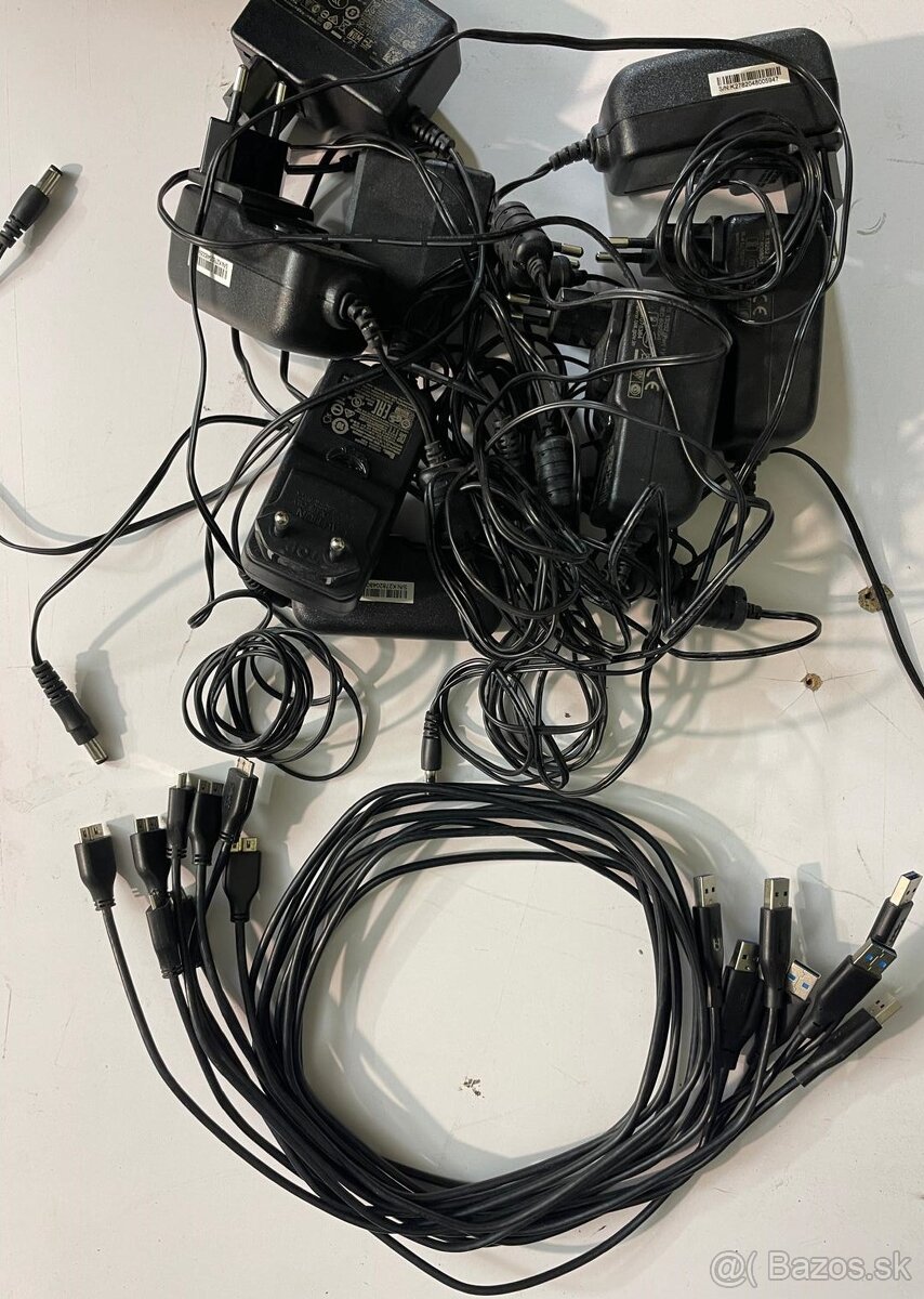 Externý HDD WD Elements 6 TB a 4TB - 2