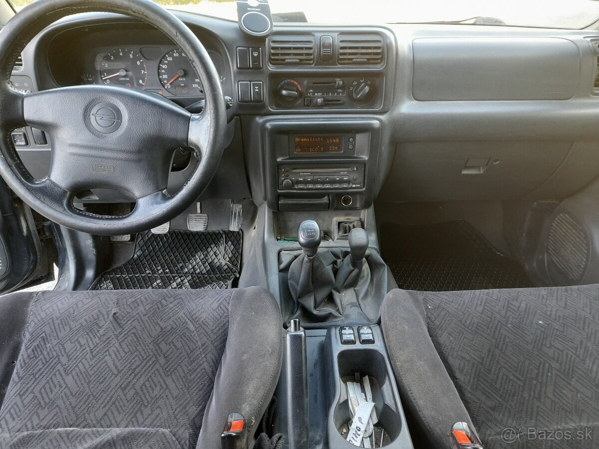 Opel frontera 3,2 v6 benzin lpg - 2