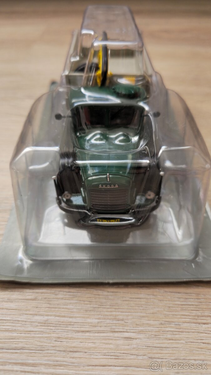 Deagostini Škoda 706 R - 2