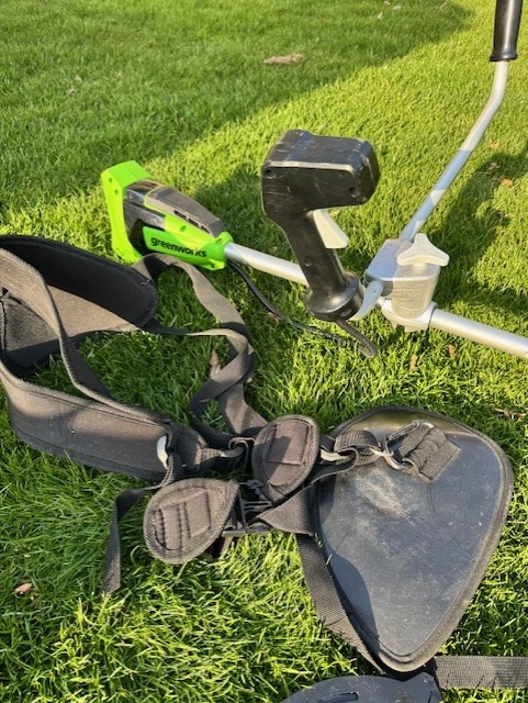 AKU krovinorez Greenworks - 2