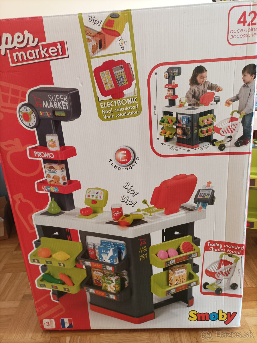 Supermarket s nákupným vozíkom - 2