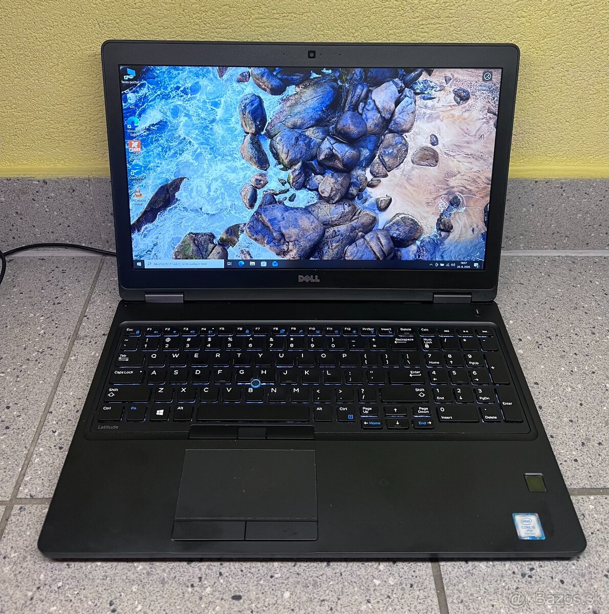 Dell E5580 / i5 7300U / Full HD / podsv. klávesnica - 2