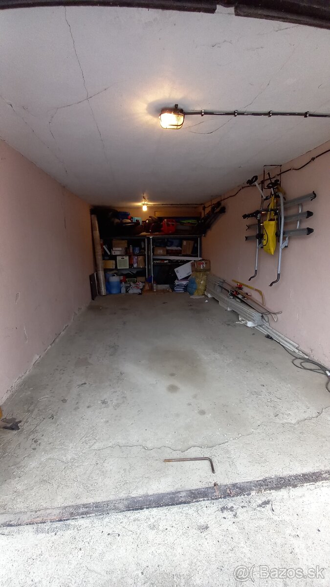 Garáž Košice -Nad Jazerom, Jenisejská, ZNÍŽENÁ CENA - 2