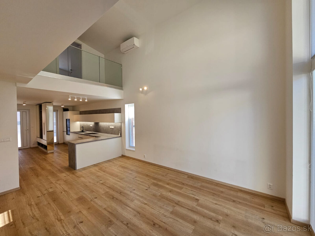 PRENÁJOM 5 - izbového domu medzi Prešovom a Košicami - 2