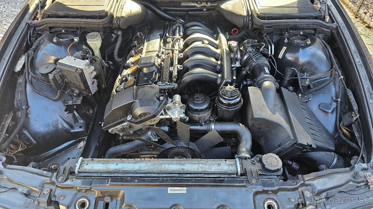 Rozpredám e39 520i - 2