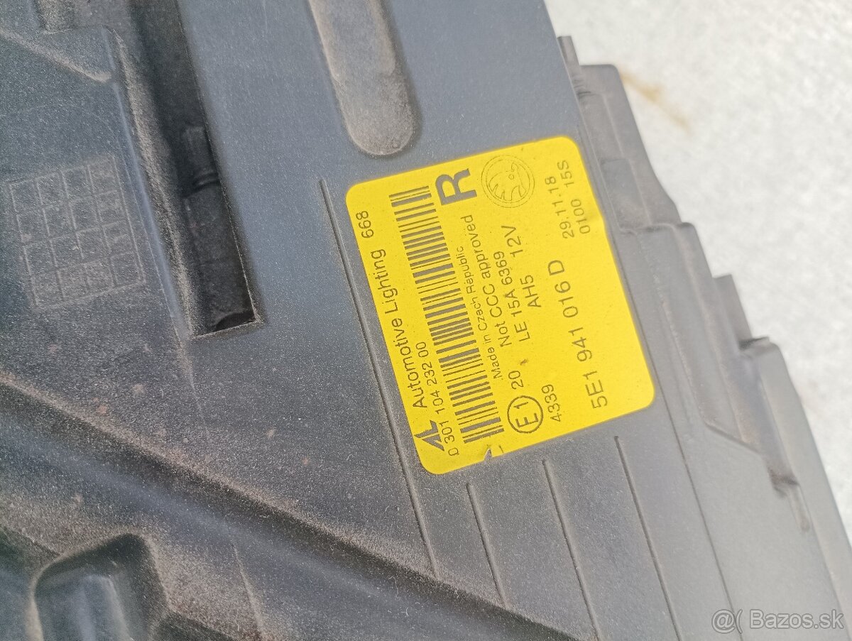 octavia 3 fl prave prední svetlo - 2