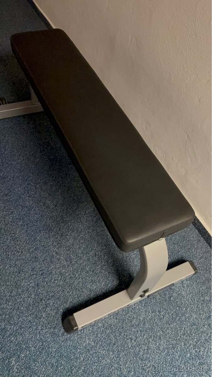 Predám fitness lavičku (flat bench) - 2