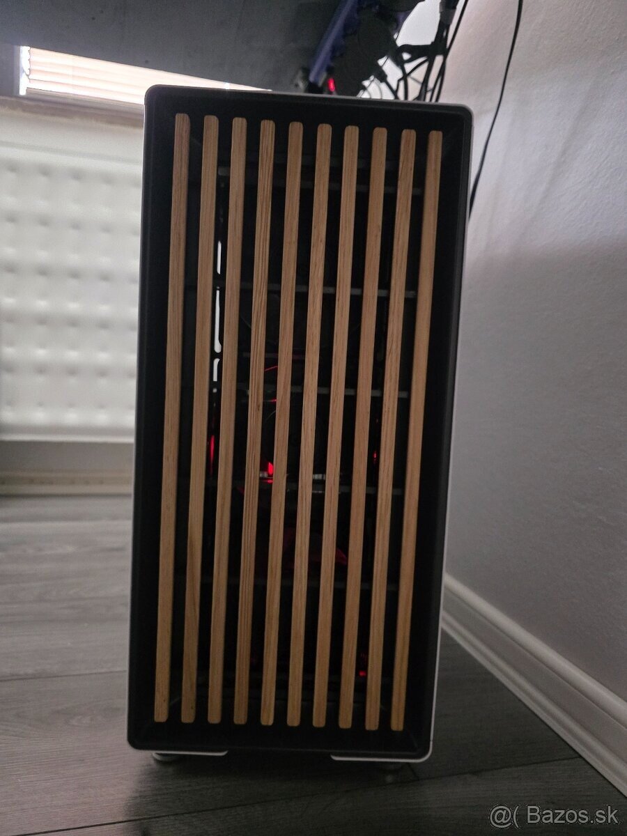 7800X3D, 9070XT 16GB, 32GB 6000Mhz - 2