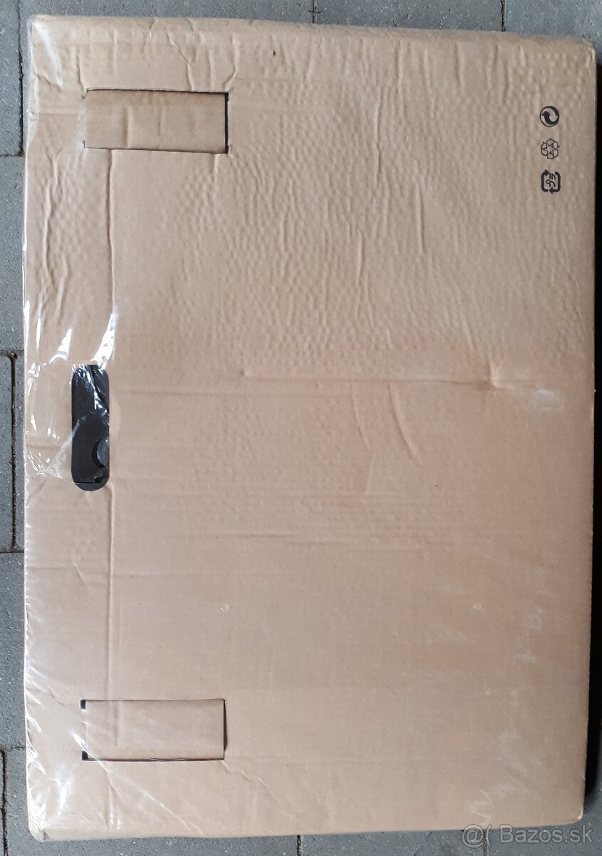 Kovová výsuvná polica - 2