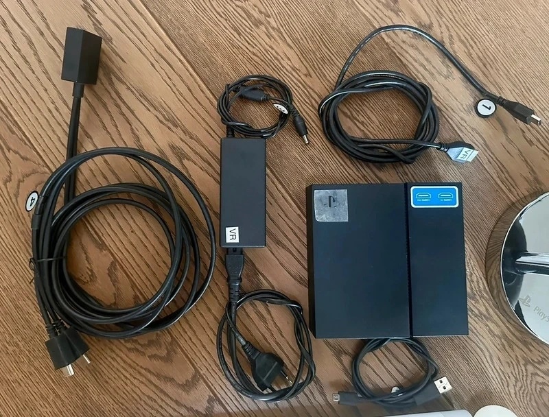 Predam kompletny PlayStation VR set - 2