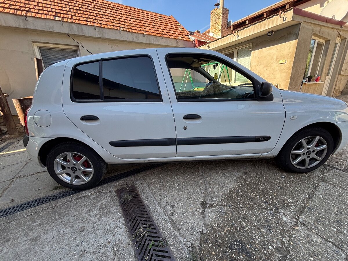 Renault Clio 1.5 DCI - 2