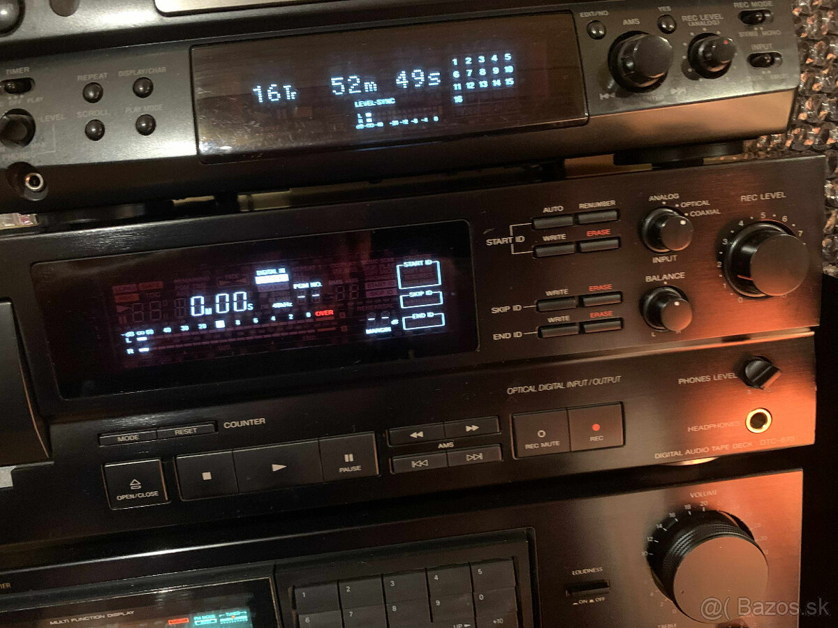 Predám: Sony DAT Audio Recorder DTC670 - 2