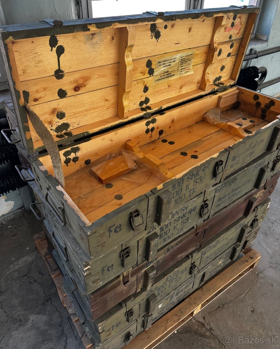 Drevená vojenská bedňa muničná - 2