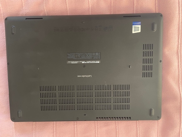 Perfektný Dell Latitude 5495 Ryzen5PR 8GB/256GB W11 - 2