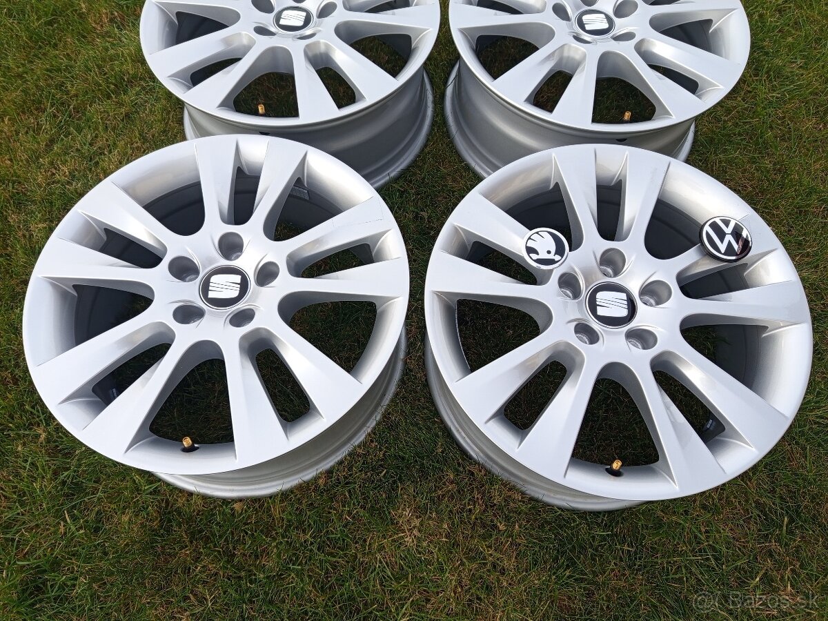 Alu Disky Seat R17 5x112 Et39 7J Škoda Audi Volkswagen - 2