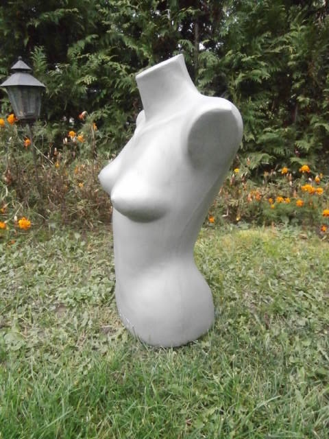 busty- figuríny dámske ½ - 2