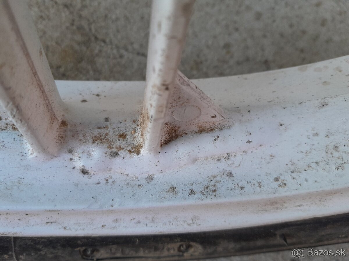 Zadné koleso na babetu a sedlo - 2