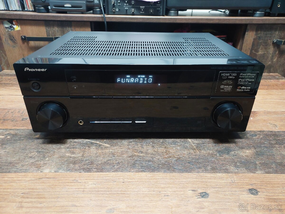Pioneer VSX-820 - 2