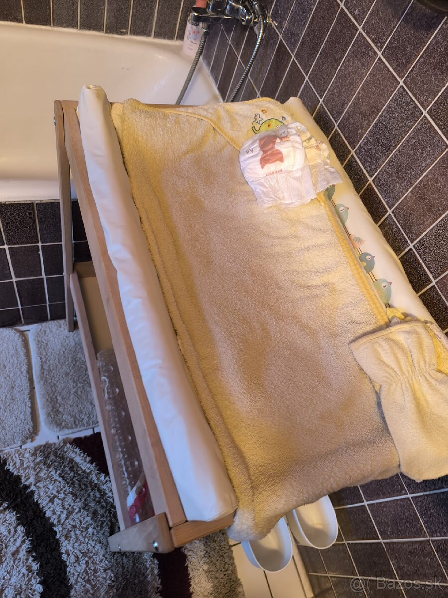 Prebalovaci pult Ikea - 2