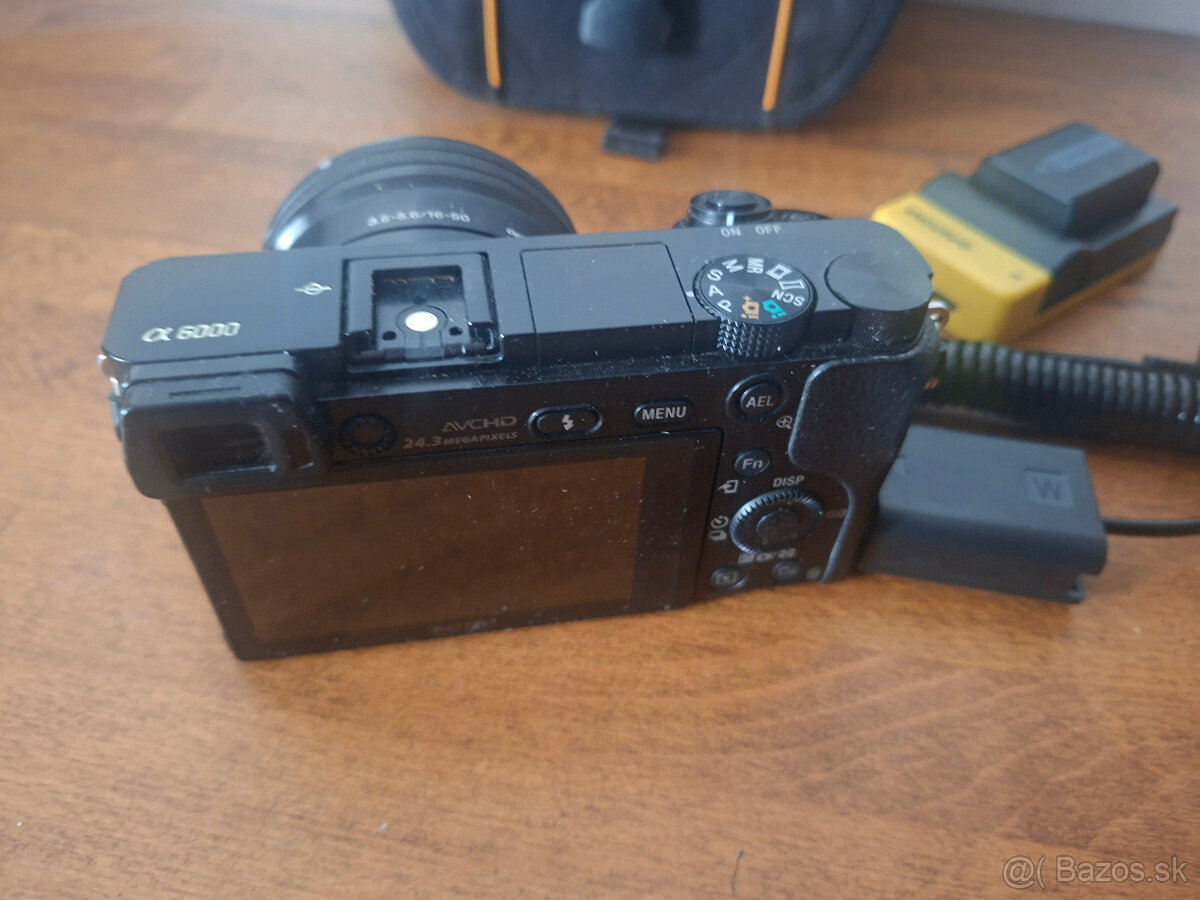 sony A6000 + objektiv 16-50 - 2
