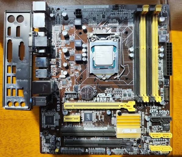 Asus B85M-E s procesorom Intel i5-4590 vrátane chladiča - 2