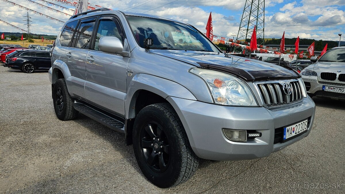 Toyota Land Cruiser 120 3.0I D-4D Lux A/T