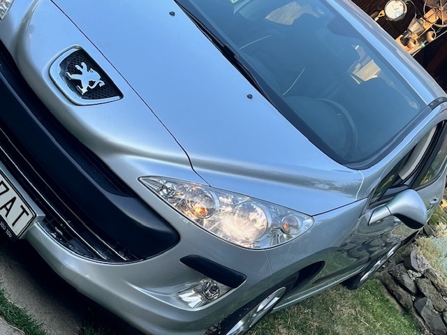 Pegueot 308 1,4 VTI benzin,70 KW,149.000 km - 2