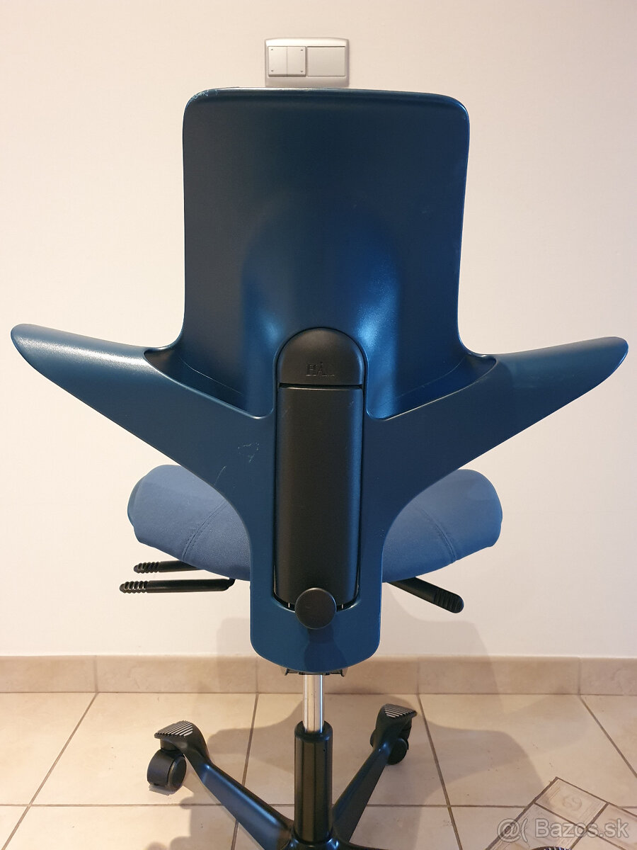 Ergonomická stolička HÅG Capisco 8020 plus - 2