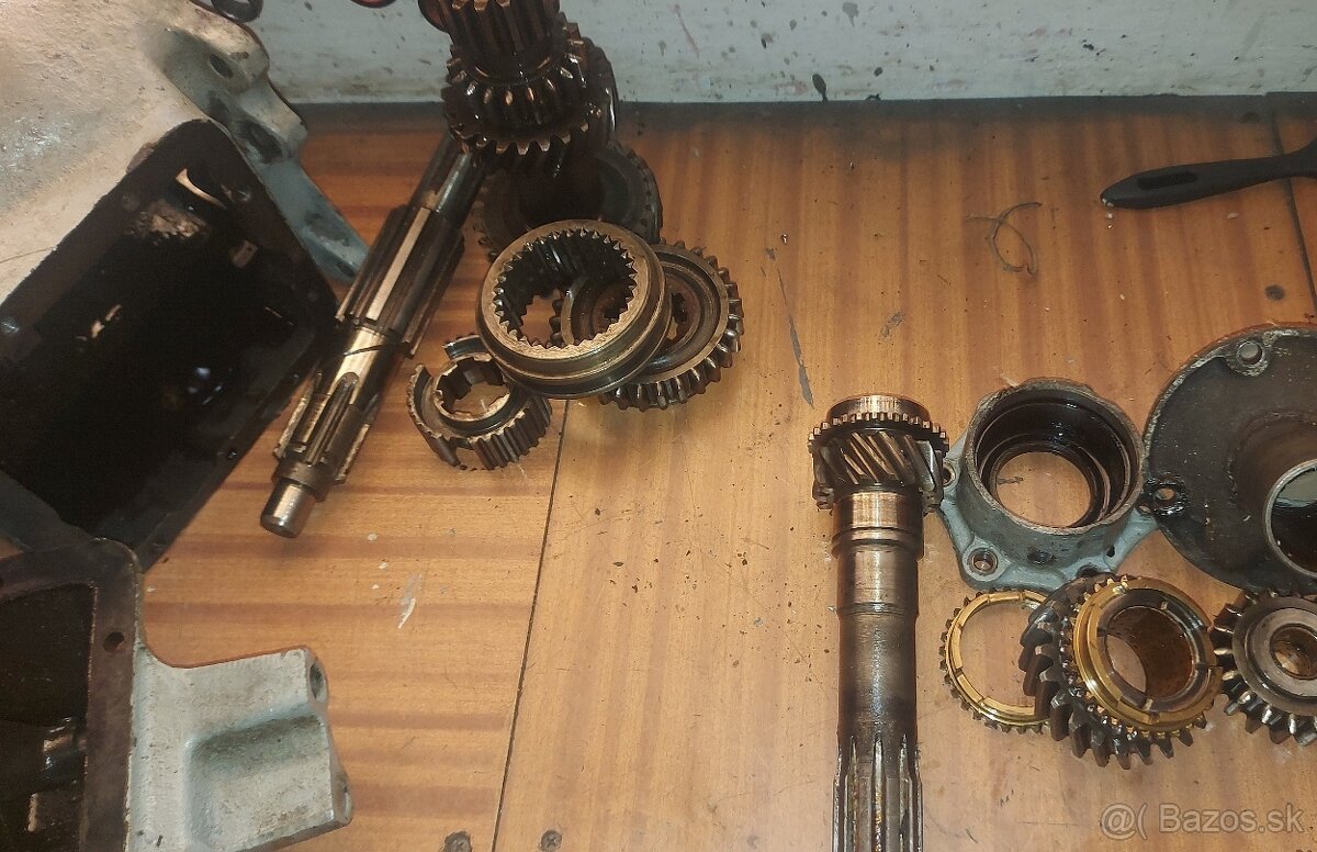 Náhradné diely prevodovka (GAZ-69 / Volha 21 / ZUK) - 2
