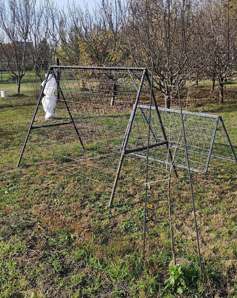 Železné konštrukcie na záhradu - 2