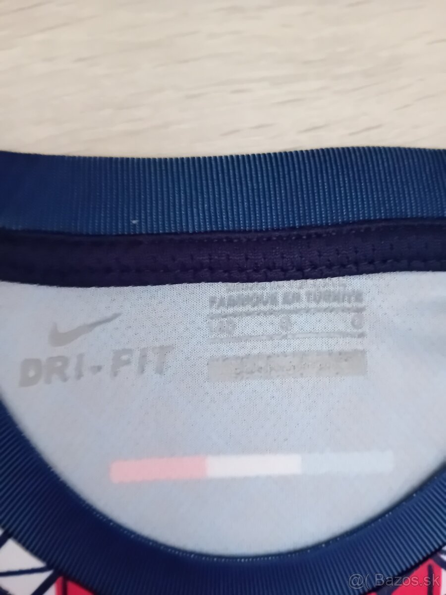 Nový futbalovy dres NIKE, veľkosť 140. - 2