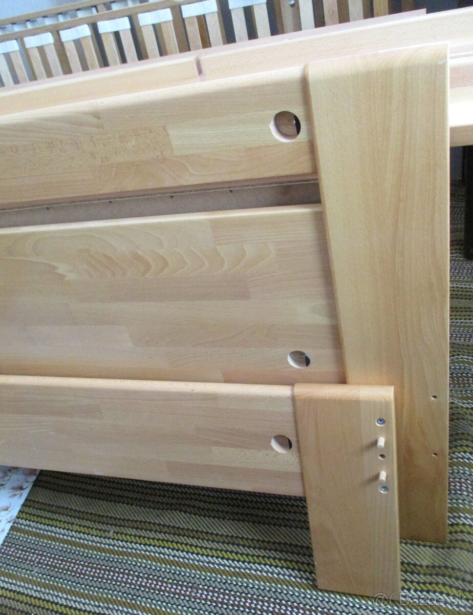 manželskú - dvojlôžkovú posteľ z masívu - 2