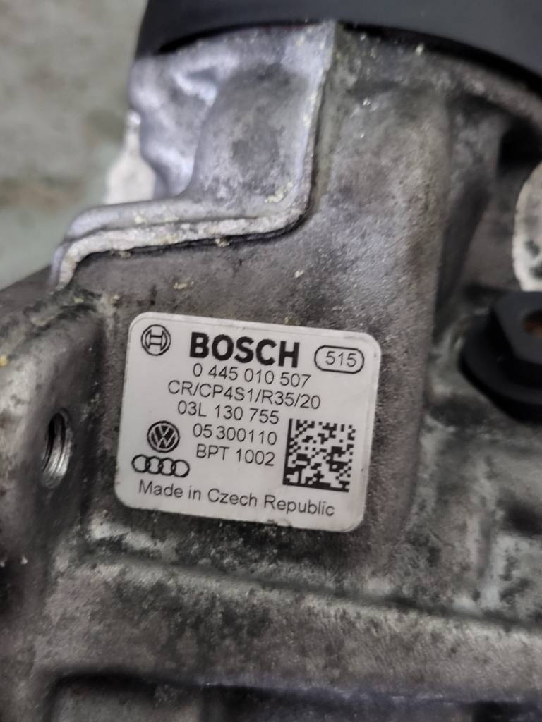 Cerpadlo 2.0tdi cag cba cbd 03l130755 bosch - 2