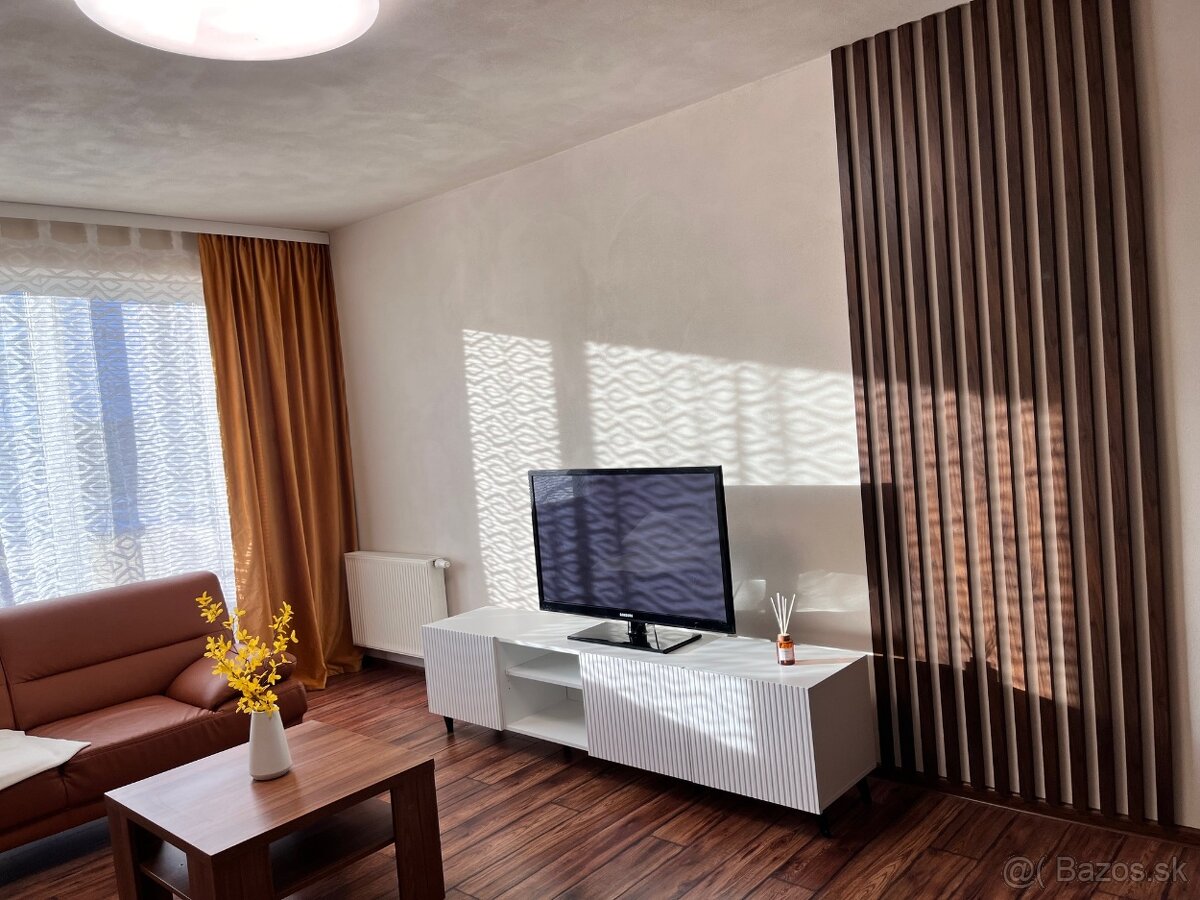 Prenájom 2-izbový byt, ul. Na hore - 2