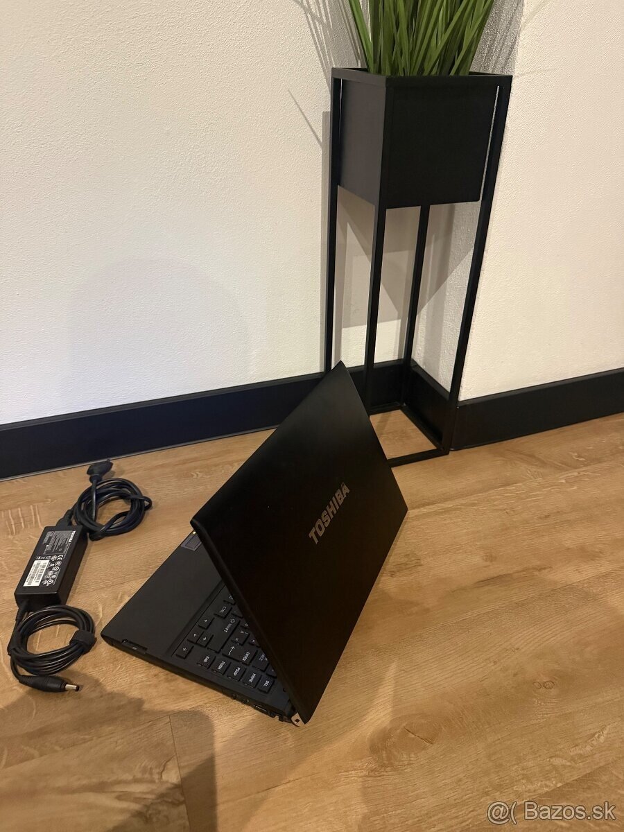 🔽Toshiba Portege R930 - Win 11, 13,3”, i5, 8GB, SSD🔽 - 2